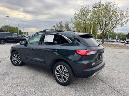 Blue Metallic 2022 Ford Escape SEL