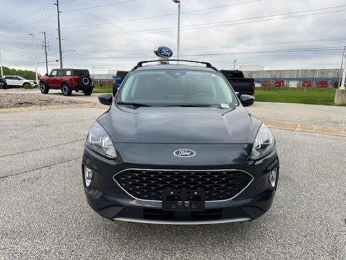 Blue Metallic 2022 Ford Escape SEL