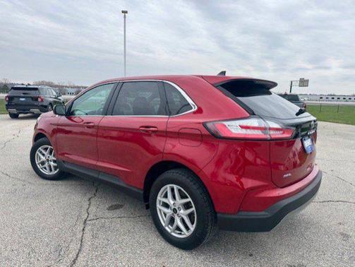 Red Metallic 2024 Ford Edge SEL