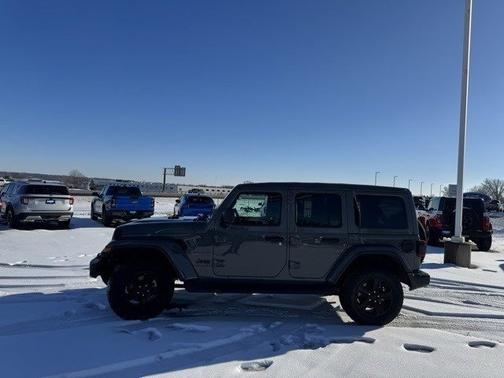 2023 Jeep Wrangler SAHARA