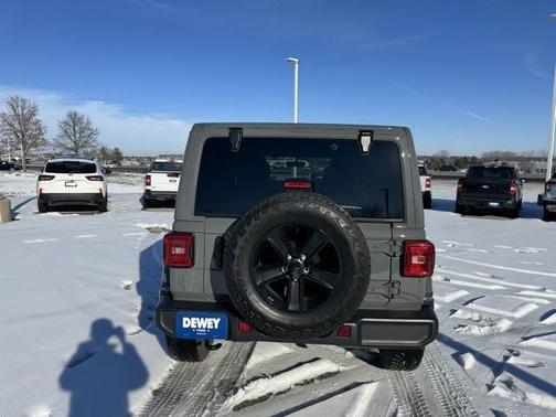 2023 Jeep Wrangler SAHARA