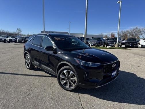 2025 Ford Escape PLATINUM