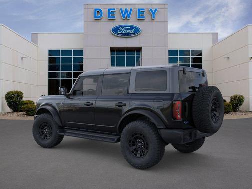 Shadow Black 2026 Ford Bronco Outer Banks