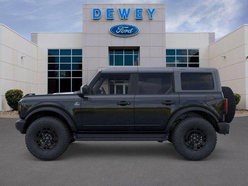 Shadow Black 2026 Ford Bronco Outer Banks