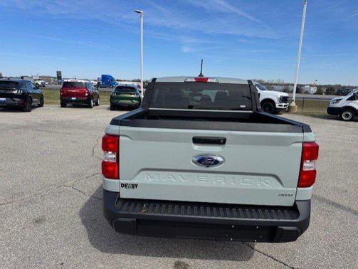 Cactus Gray 2024 Ford Maverick XLT