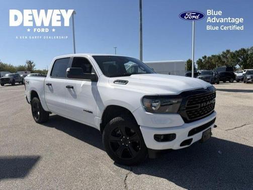 Bright White Clearcoat 2023 RAM 1500 BIG HORN/LONE STAR