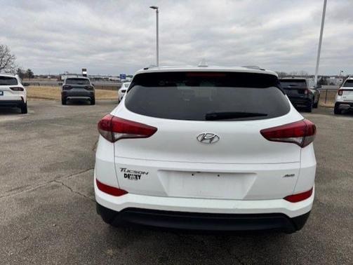 2018 Hyundai TUCSON SEL