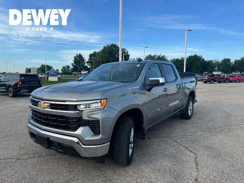 Sterling Gray Metallic 2024 Chevrolet Silverado 1500 LT