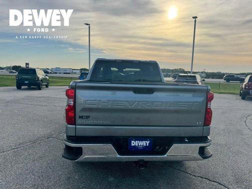 Sterling Gray Metallic 2024 Chevrolet Silverado 1500 LT