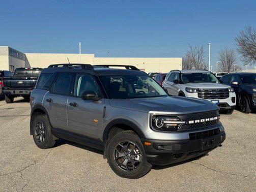 Silver Metallic 2023 Ford Bronco Sport Badlands