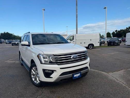 White Metallic 2021 Ford Expedition XLT