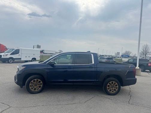 Black 2023 Honda Ridgeline RTL