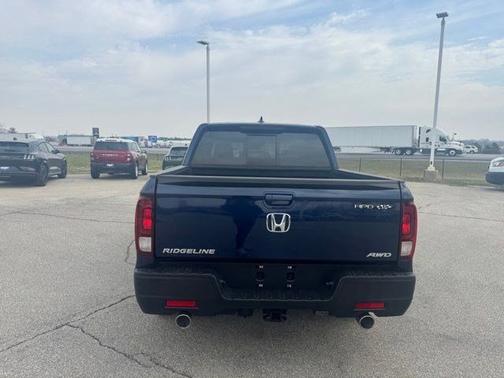 Black 2023 Honda Ridgeline RTL