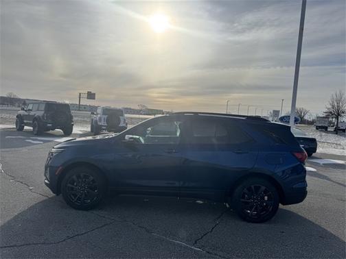 2022 Chevrolet Equinox RS