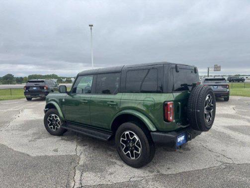 Green Metallic 2025 Ford Bronco Outer Banks
