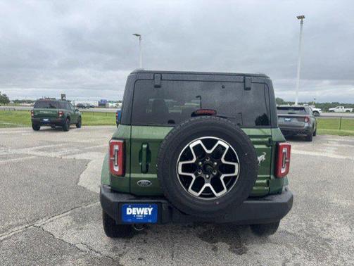 Green Metallic 2025 Ford Bronco Outer Banks