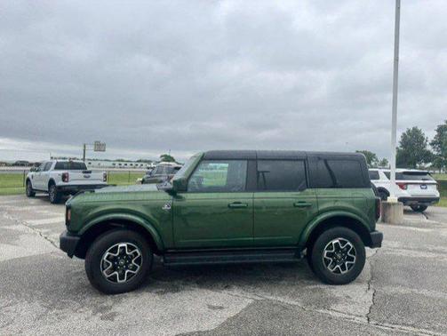 Green Metallic 2025 Ford Bronco Outer Banks