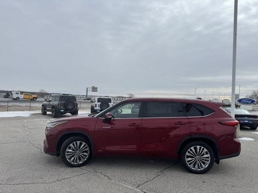 2021 Toyota Highlander PLATINUM