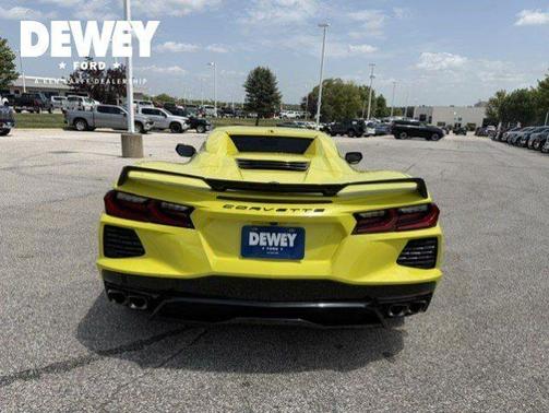 Accelerate Yellow Metallic 2022 Chevrolet Corvette STINGRAY W/3LT