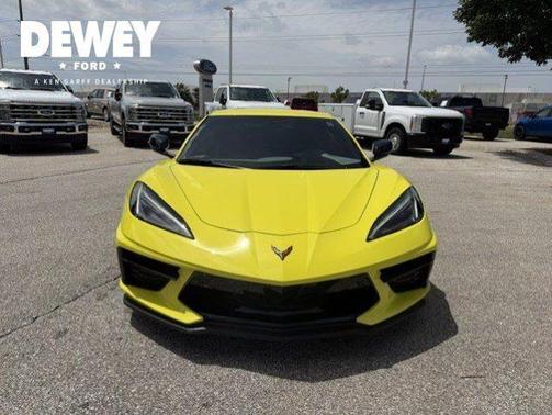 Accelerate Yellow Metallic 2022 Chevrolet Corvette STINGRAY W/3LT