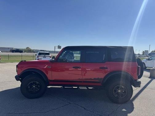 2024 Ford Bronco WILDTRAK