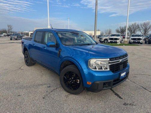 VELOCITY BLUE METALLIC 2022 Ford Maverick LARIAT