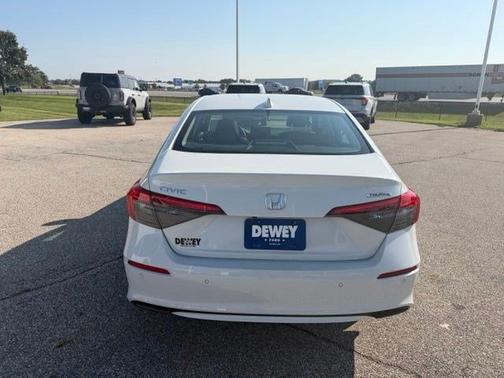 Platinum White 2024 Honda Civic TOURING