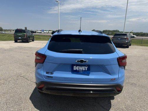 Fountain Blue 2024 Chevrolet Trax FWD 2RS