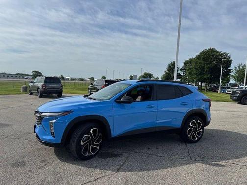 Fountain Blue 2024 Chevrolet Trax FWD 2RS