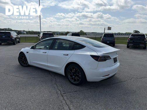 White 2021 Tesla Model 3 Long Range