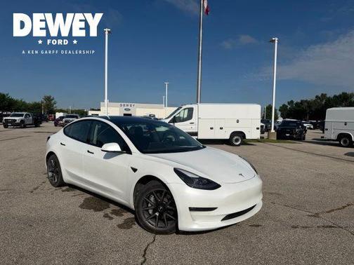 White 2021 Tesla Model 3 Long Range