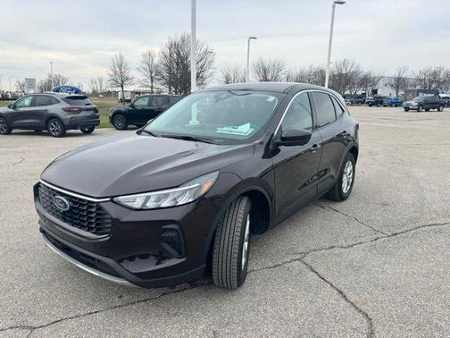 Cinnabar Red 2023 Ford Escape Active