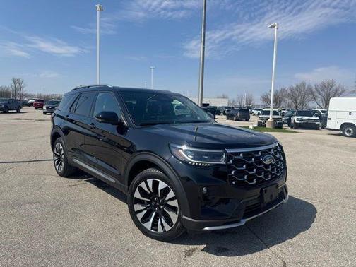 Black Metallic 2025 Ford Explorer Platinum