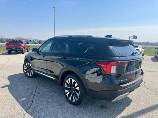 Black Metallic 2025 Ford Explorer Platinum