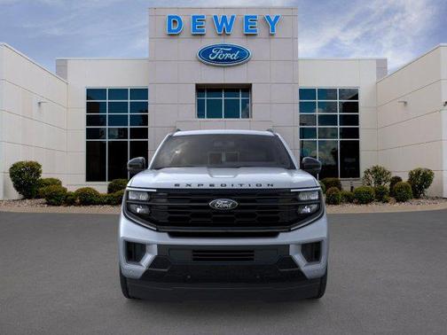 Glacier Gray Metallic Tri-Coat 2026 Ford Expedition Max Platinum