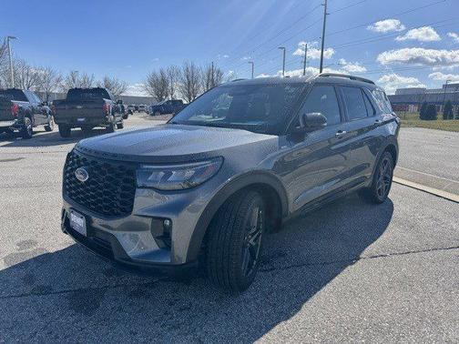 CARBONIZED GRAY METALLIC 2025 Ford Explorer ST-LINE