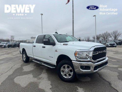 Bright White Clearcoat 2024 RAM 3500 Big Horn Crew Cab 4x4 8' Box