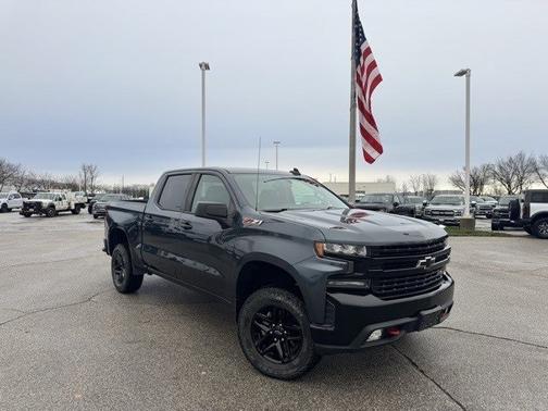 Shadow Gray Metallic 2020 Chevrolet Silverado 1500 LT TRAIL BOSS Truck