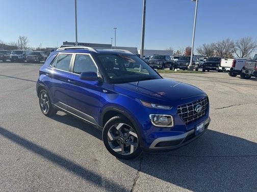 2024 Hyundai VENUE SEL