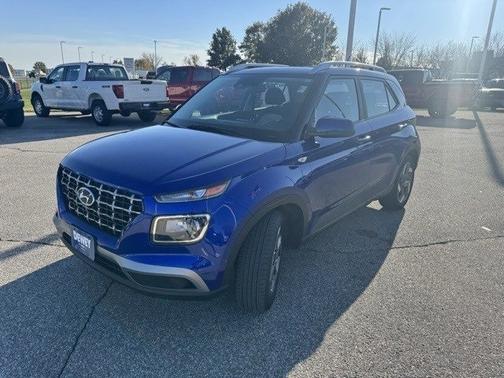 2024 Hyundai VENUE SEL