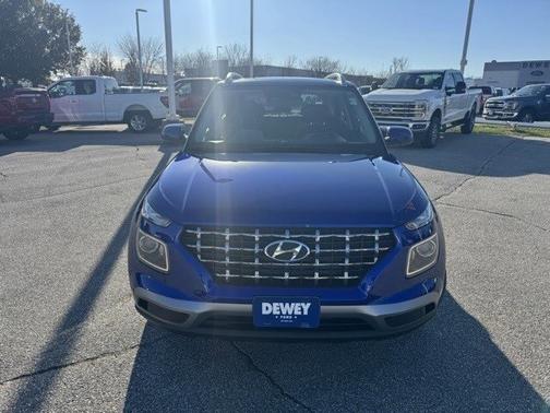 2024 Hyundai VENUE SEL