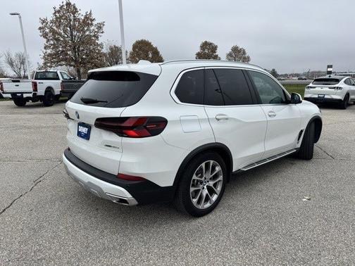 2025 BMW X5 XDRIVE50E