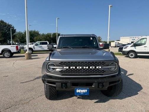 ICONIC SILVER METALLIC 2023 Ford Bronco BADLANDS