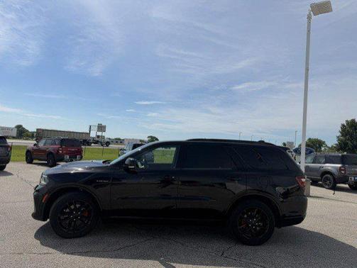 DB Black Clearcoat 2023 Dodge Durango R/T Plus AWD