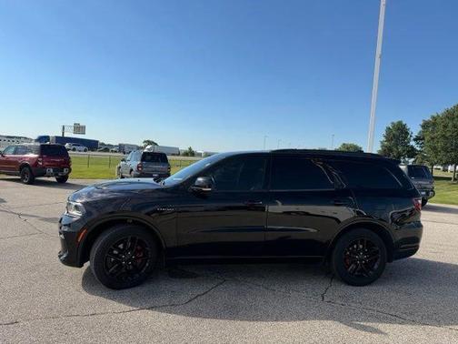 DB Black Clearcoat 2023 Dodge Durango R/T Plus AWD