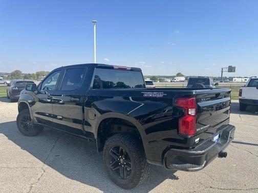 2022 Chevrolet Silverado 1500 CUSTOM TRAIL BOSS