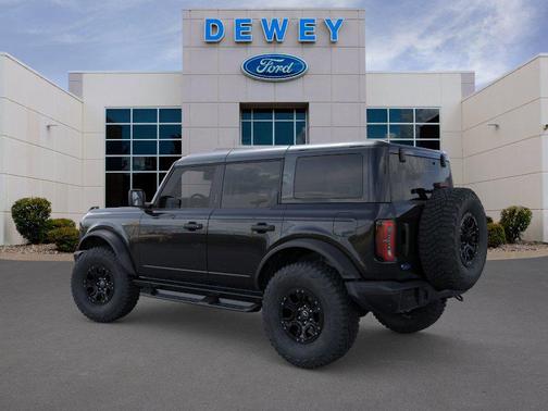 Shadow Black 2026 Ford Bronco Badlands