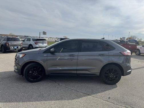2022 Ford Edge ST LINE