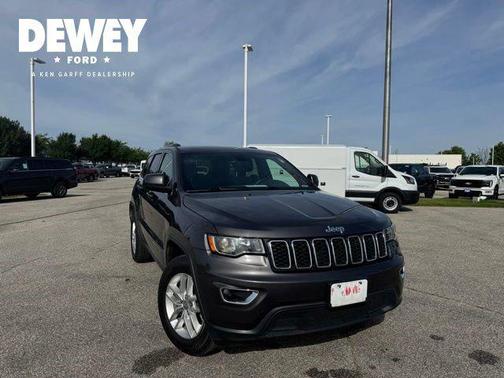 Granite Crystal Metallic Clearcoat 2018 Jeep Grand Cherokee Laredo E