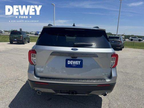 Silver Metallic 2023 Ford Explorer XLT